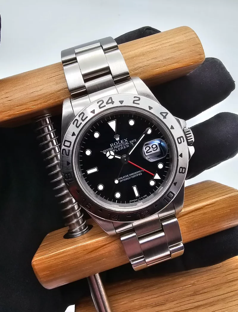 Rolex Explorer II 40mm Ref. 16570 black Dial