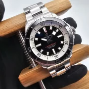 Breitling SuperOcean 42 black Full Set 2025 Stahl + Kautschuk