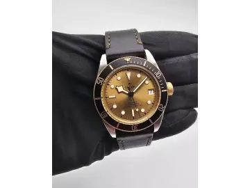 Tudor Black Bay S&G 41mm Stahl/Gold Ref. 79733N Full Set LC100